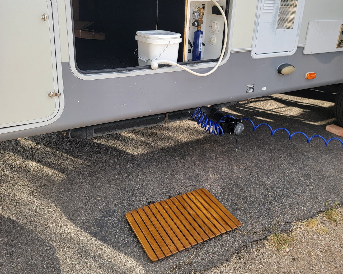Teak shower mat with no slip lacquer finish 24"x16"