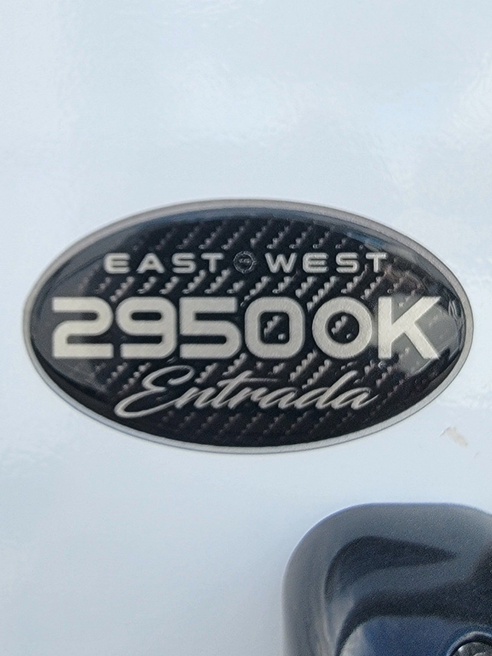 East to West Entrada 2950OK